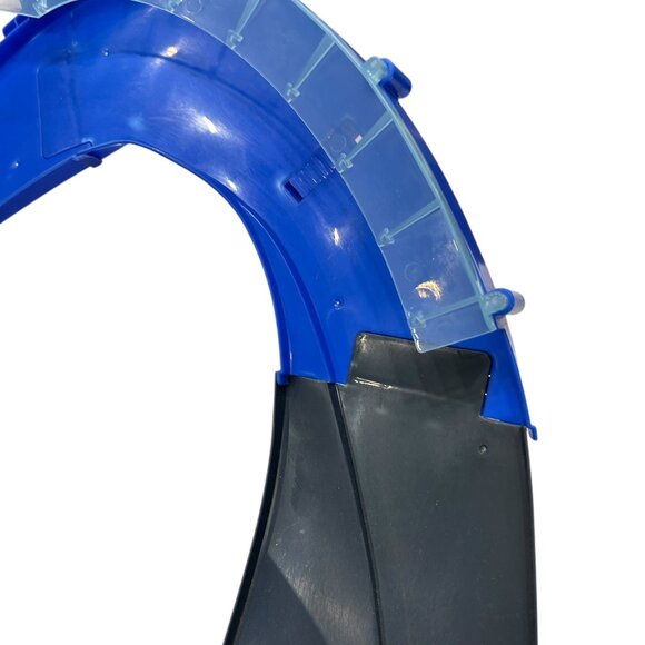 Disney Pixar Cars Motorized Super Speedway Micro Drifters Playset 2012 w/33 Cars - Picture 7 of 16